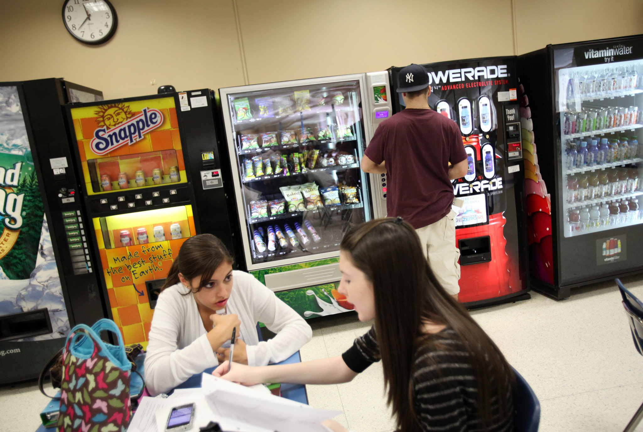 middle school full vending service